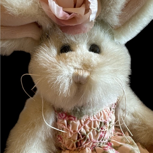 Bearington Bears Collection Beautiful Bunny -Fully jointed, embroidered see pics - Picture 4 of 11